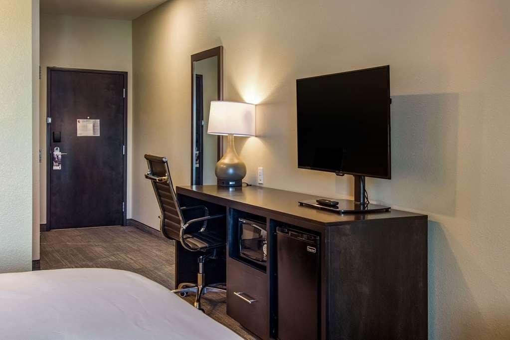 Comfort Suites Brunswick - Cleveland Southwest Zimmer foto